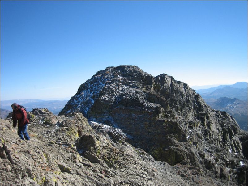 2005-10-16 Round Top (17) Look back at summit